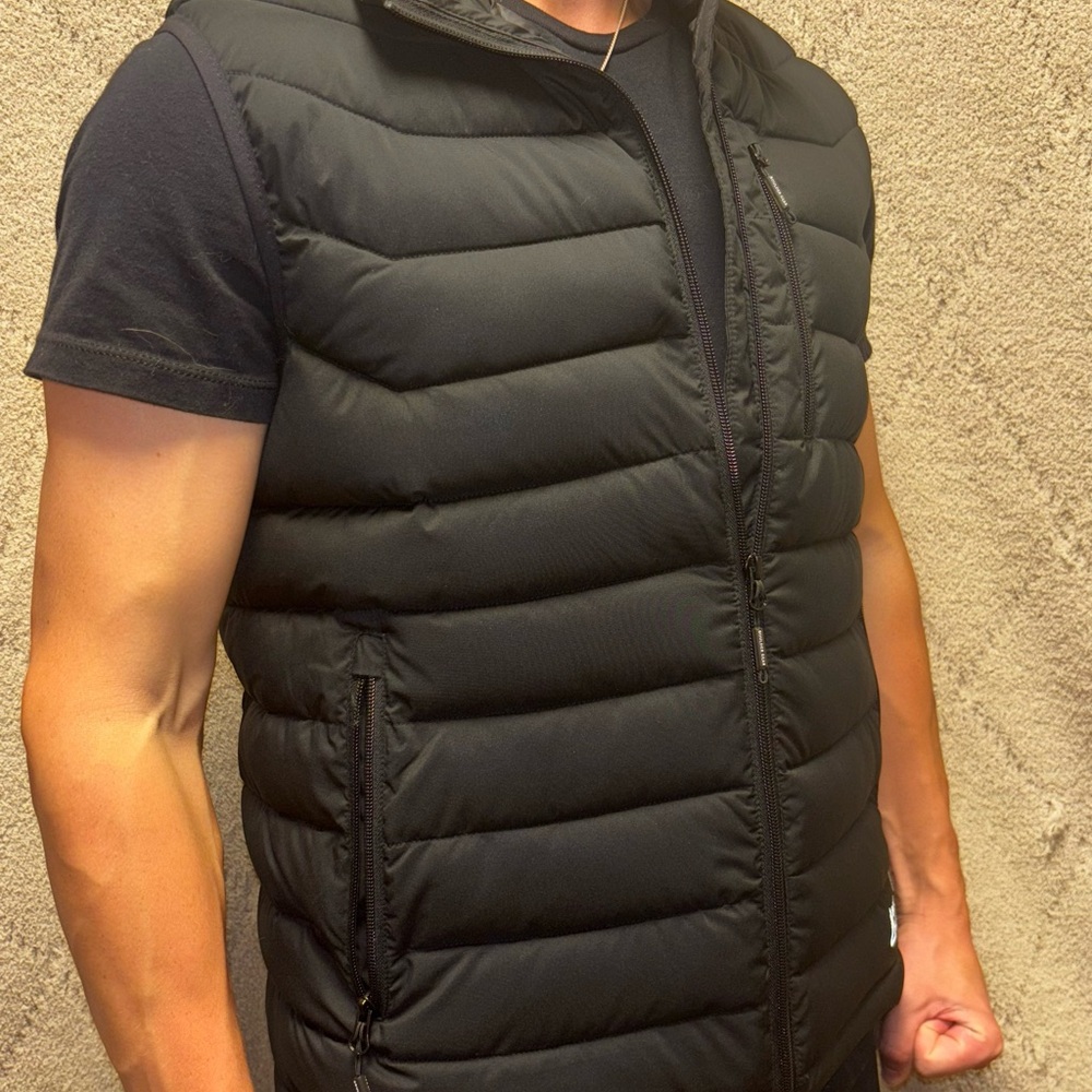 Men's Black Puffer Vest